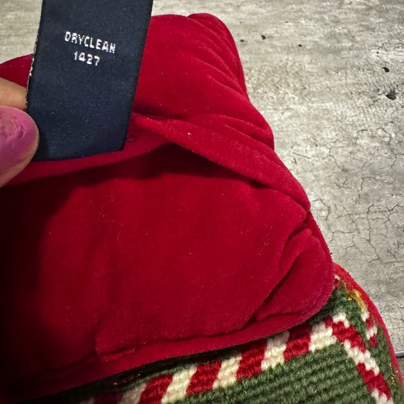 Lot of 2 Christmas Needlepoint Holiday Christmas Pillows ~ Small Wool - Picture 8 of 13